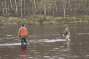 Anne having tuition off Jim using a skagit line